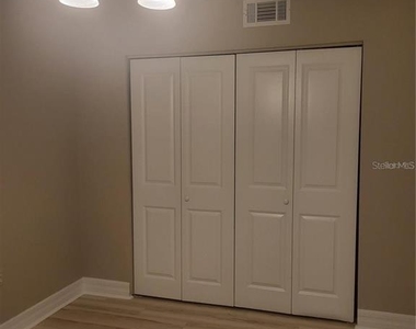 3360 S Osprey Avenue - Photo Thumbnail 12