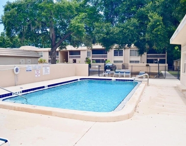 3360 S Osprey Avenue - Photo Thumbnail 18