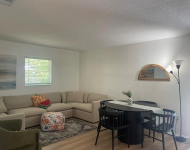 2229 Montclair Drive - Photo Thumbnail 7