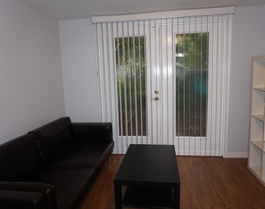 1250 46th Street - Photo Thumbnail 12