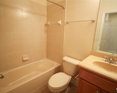 7936 Limestone Lane - Photo Thumbnail 11