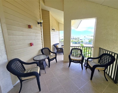 3905 Mariners Walk - Photo Thumbnail 24