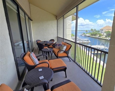 3905 Mariners Walk - Photo Thumbnail 8