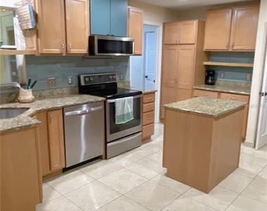 4489 Oak View Drive - Photo Thumbnail 11