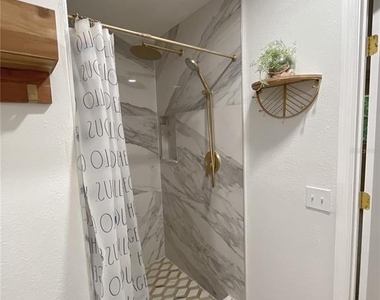 4489 Oak View Drive - Photo Thumbnail 24
