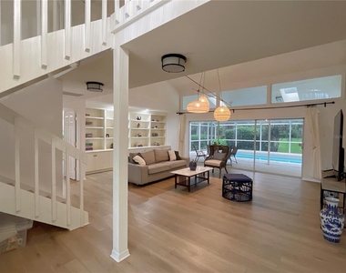 4489 Oak View Drive - Photo Thumbnail 7
