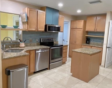4489 Oak View Drive - Photo Thumbnail 17