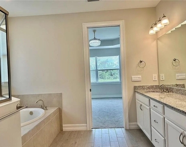 1273 Remington Trace Drive - Photo Thumbnail 14