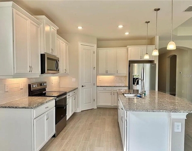 1273 Remington Trace Drive - Photo Thumbnail 6