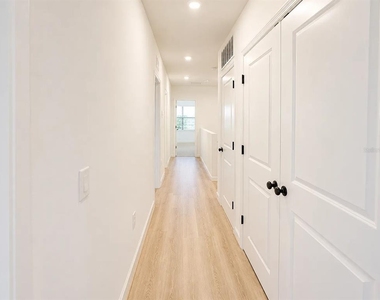 6312 Silverstar Drive - Photo Thumbnail 10
