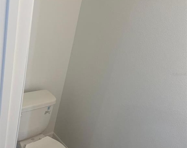 6330 Fairmont Lane - Photo Thumbnail 13