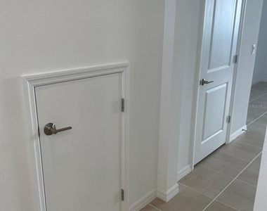 6330 Fairmont Lane - Photo Thumbnail 34