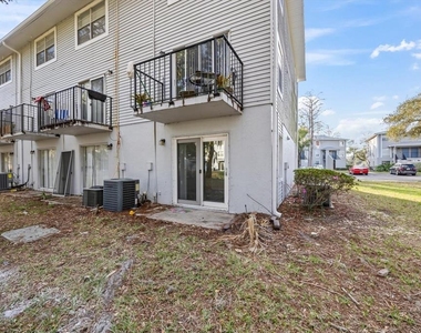 7169 E Bank Drive - Photo Thumbnail 16