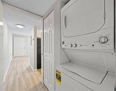 7169 E Bank Drive - Photo Thumbnail 10