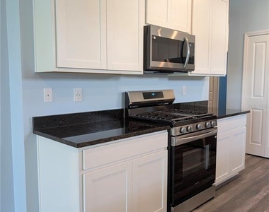 5763 Bungalow Grove Court - Photo Thumbnail 10