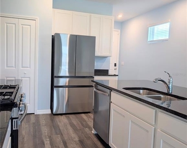 5763 Bungalow Grove Court - Photo Thumbnail 11