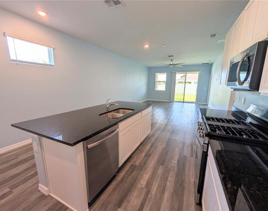 5763 Bungalow Grove Court - Photo Thumbnail 12
