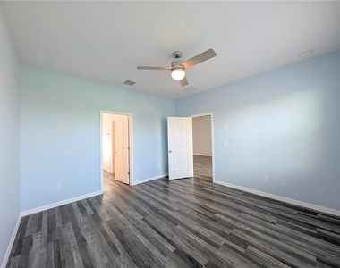 5763 Bungalow Grove Court - Photo Thumbnail 17