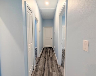 5763 Bungalow Grove Court - Photo Thumbnail 29