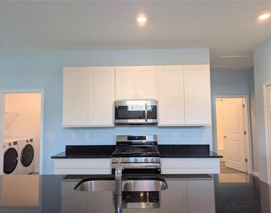 5763 Bungalow Grove Court - Photo Thumbnail 7