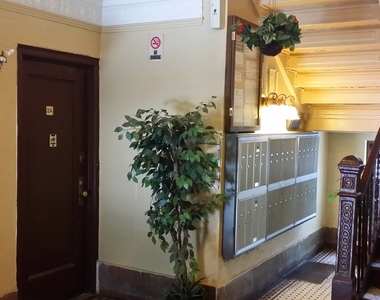3217 Hull Avenue - Photo Thumbnail 2
