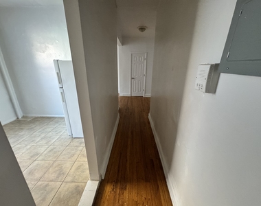 3217 Hull Avenue - Photo Thumbnail 9