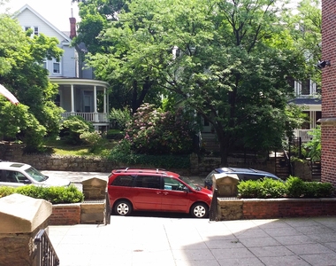 3217 Hull Avenue - Photo Thumbnail 4