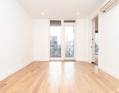 228 North 7th Street - Photo Thumbnail 2