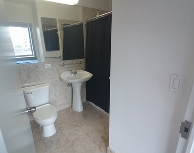 360 West 43rd Street - Photo Thumbnail 5