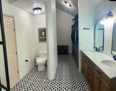 709 Bluff Canyon Circle - Photo Thumbnail 19