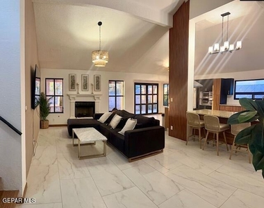 709 Bluff Canyon Circle - Photo Thumbnail 1