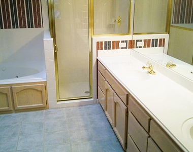 6901 Mineral Ridge Drive - Photo Thumbnail 22