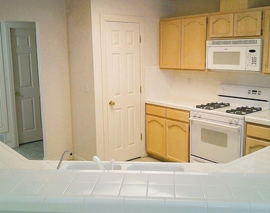 6901 Mineral Ridge Drive - Photo Thumbnail 10