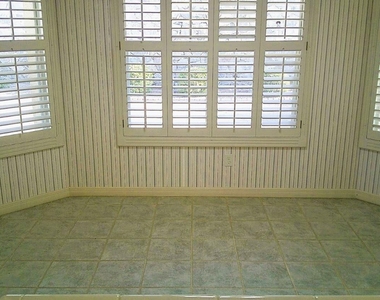 6901 Mineral Ridge Drive - Photo Thumbnail 9
