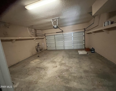 6105 Pecan Park Place - Photo Thumbnail 18