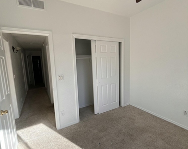 6105 Pecan Park Place - Photo Thumbnail 12