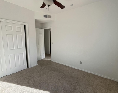 6105 Pecan Park Place - Photo Thumbnail 13