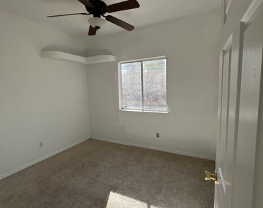6105 Pecan Park Place - Photo Thumbnail 11