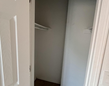 6105 Pecan Park Place - Photo Thumbnail 11