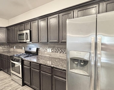 6561 Hoop Street - Photo Thumbnail 9