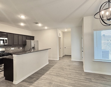 6561 Hoop Street - Photo Thumbnail 11