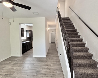 6561 Hoop Street - Photo Thumbnail 2