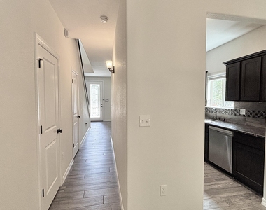 6561 Hoop Street - Photo Thumbnail 12