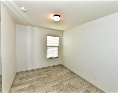 872 Colbert Shapleigh Place - Photo Thumbnail 29