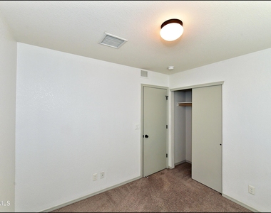 872 Colbert Shapleigh Place - Photo Thumbnail 28