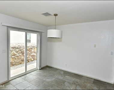872 Colbert Shapleigh Place - Photo Thumbnail 9