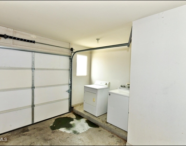 872 Colbert Shapleigh Place - Photo Thumbnail 31