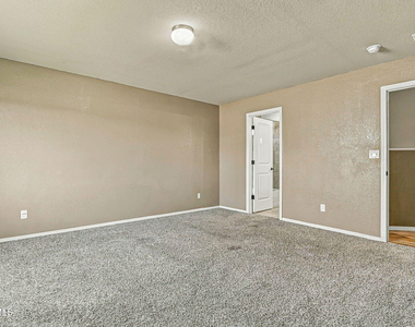 12121 Zavi Lane - Photo Thumbnail 18
