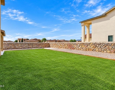 12121 Zavi Lane - Photo Thumbnail 37