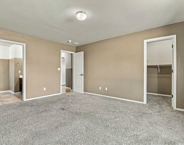 12121 Zavi Lane - Photo Thumbnail 19